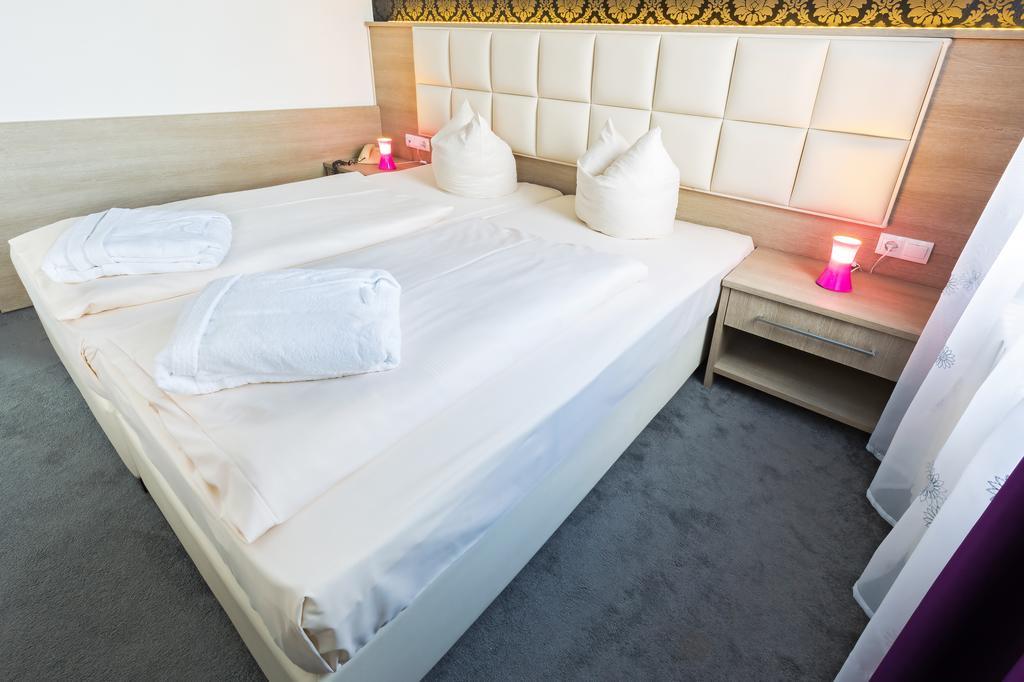 Bavaria Hotel Muenchner Hof Superior Stuttgart Kültér fotó